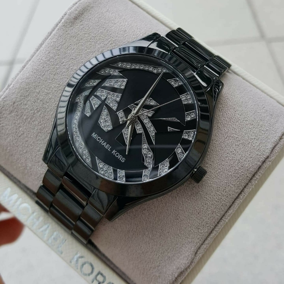 🚀⌚Michael kors original brand new without tag - Picture 2 of 3